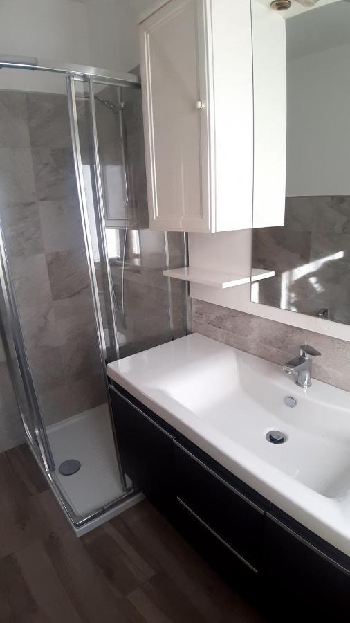 Appartements Le-Z-Aravi-Orazio Aosta Luaran gambar
