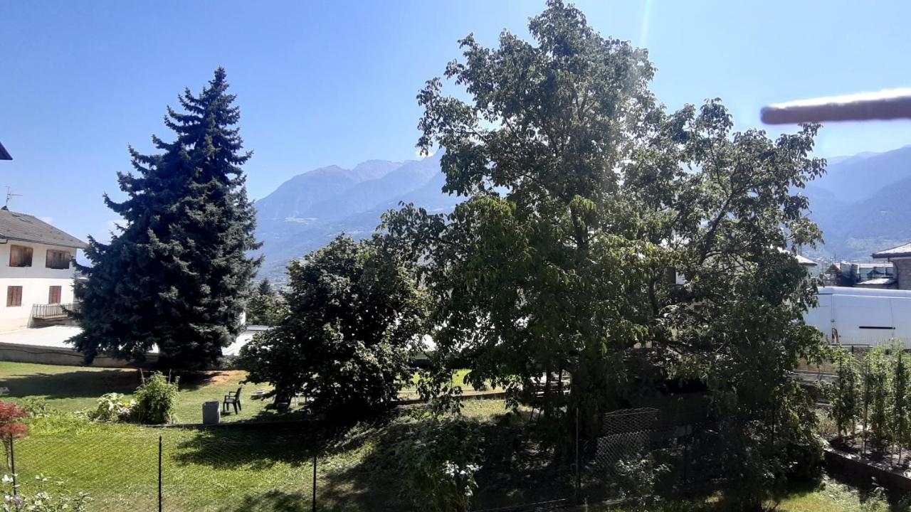 Appartements Le-Z-Aravi-Orazio Aosta Luaran gambar